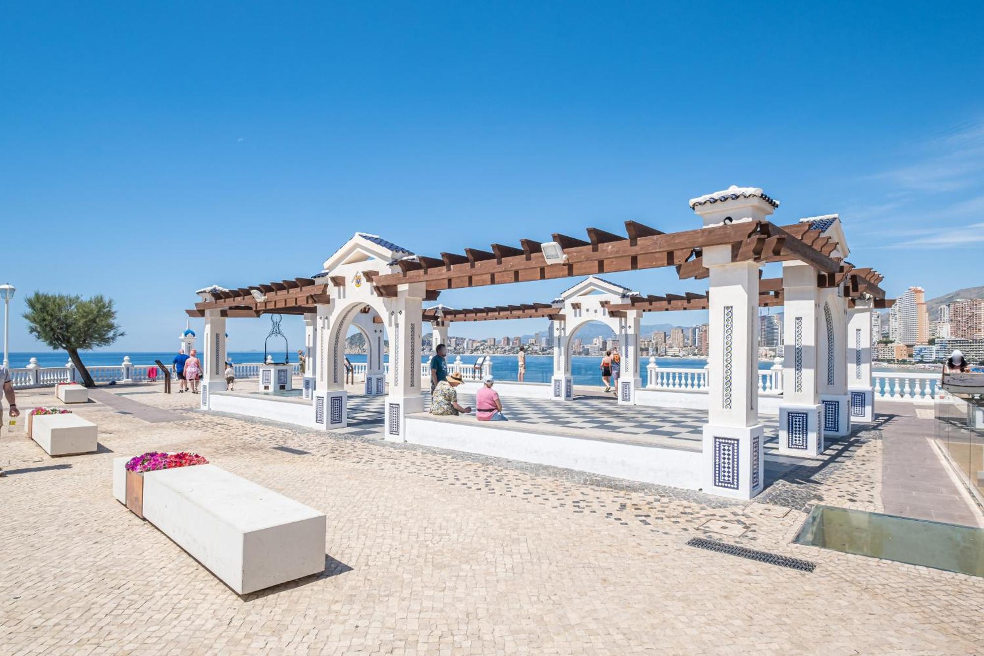 Apartamentos El Castell Benidorm Old-Town Dış mekan fotoğraf